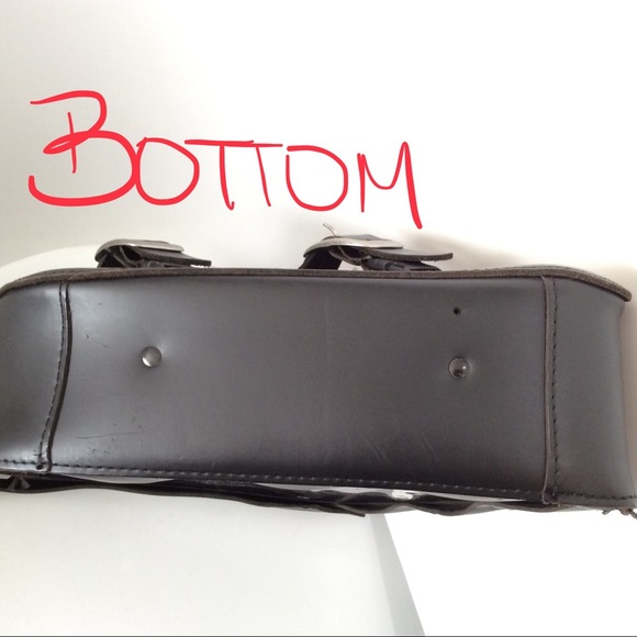 Harley Davidson motorcycle leather saddlebag - Picture 6 of 15